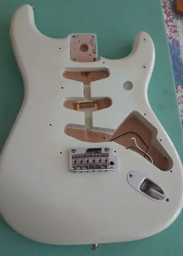 Corpo e braço guitarra fender stratocaster 60's classic player