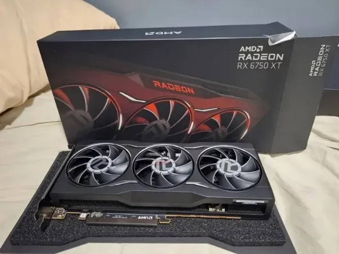 RX 6750 XT 12GB EXTRA