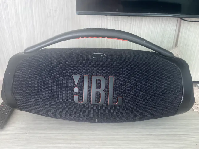 Vende JBL