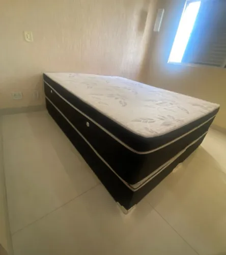 Cama box casal
