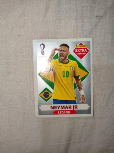 Figurinha extra Neymar prata 2022