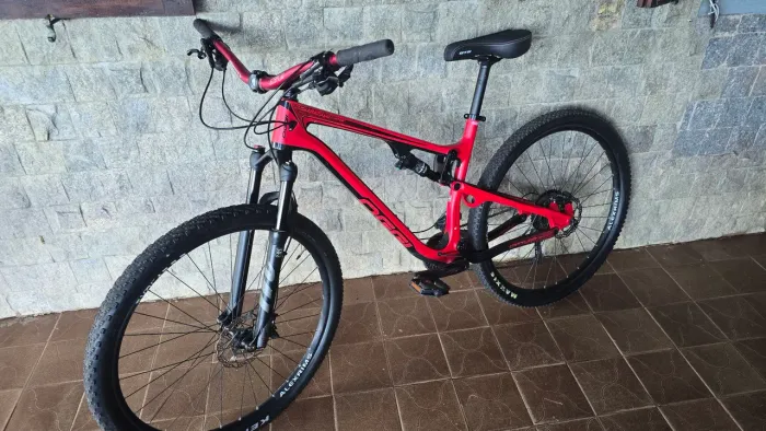 Bicicleta oggi cattura sport