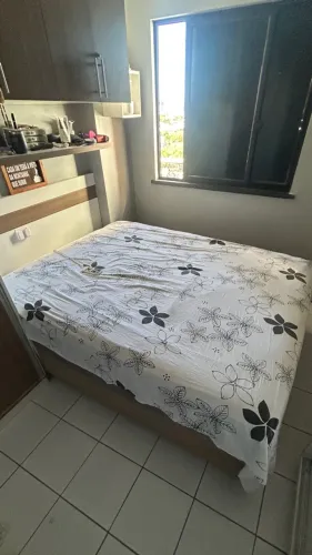 Cama queen com massageador