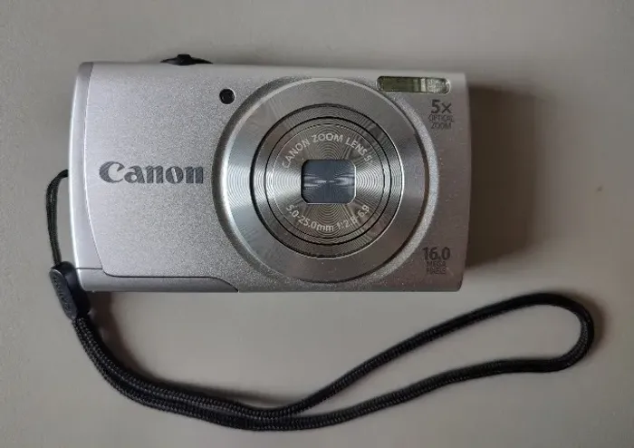 Máquina fotográfica Canon PowerShot A2600