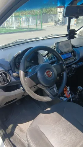 Fiat Uno Attractive 1.0 EVO Fire Flex 8V 5P 2019
