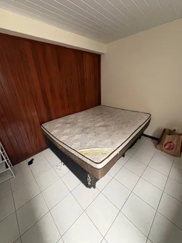 Cama box queen 