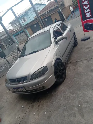 Chevrolet Astra Sedan 2.0/cd/ Expres.gls 2.0 8V 4P 2000