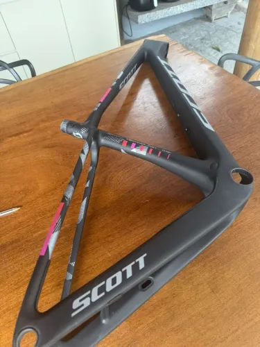 Quadro Scott RC World Cup - Tamanho M | Carbono | Nota Fiscal