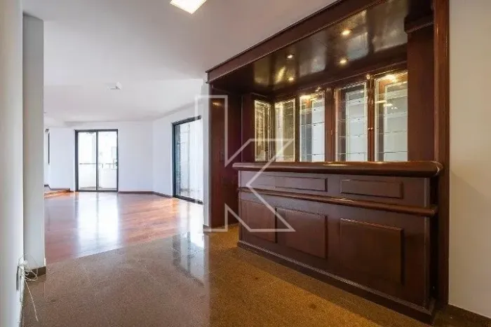 Apartamento com 300 m² para aluguel no Jardim América,