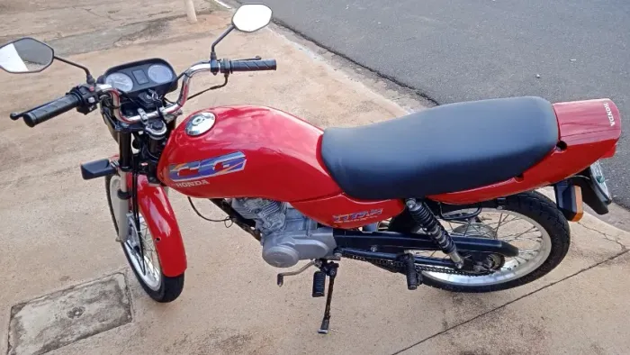 Titan 125 ano 1996