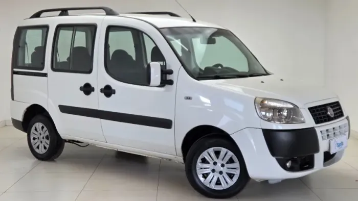 Fiat Doblo Essence 1.8 Flex 16V 5P 2014