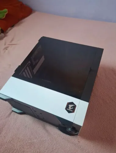GABINETE COM VENTOINHA ARGB