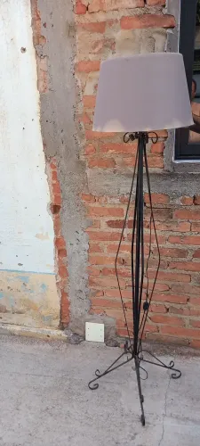 Abajur antigo ferro 1,62 altura