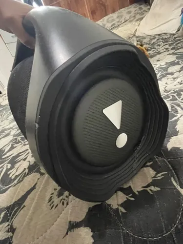 Vendo jbl boombox 2