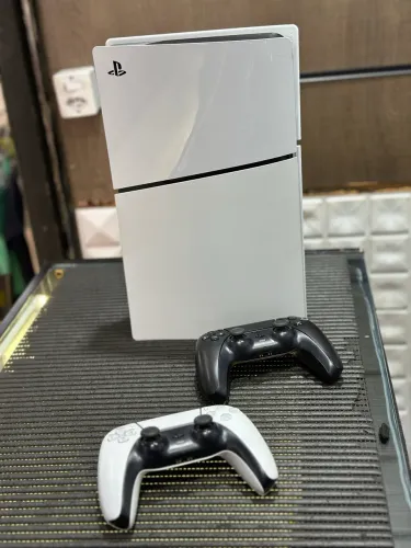 Sony (PS5) PlayStation 5, Mid Física + 2 controles / Garantia / Loja física