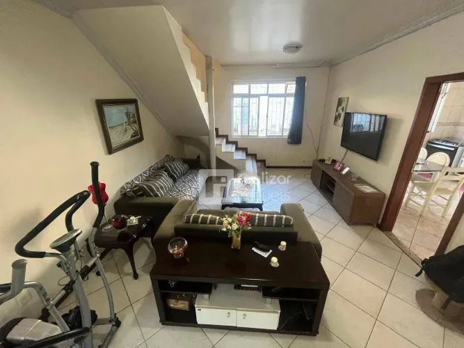 Casa com 3 dormitórios à venda, 148 m² por R$ 950.000,00 - Agronômica - Florianópolis/SC