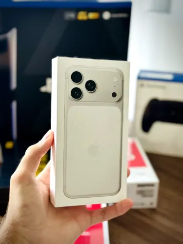 iPhone 17 Pro Max 256Gb Prata Lacrado! (Ac.Cartão)