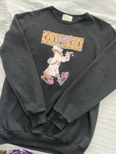 Blusa de frio feminina Gucci tamanho M usada bom estado 