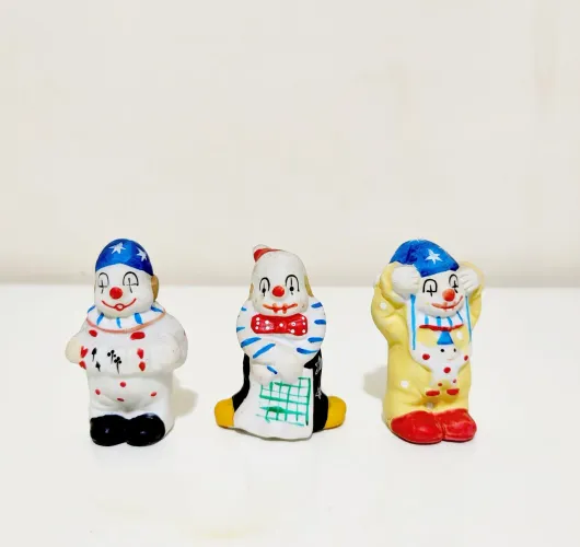 Palhacinhos Porcelana Biscuit Miniatura