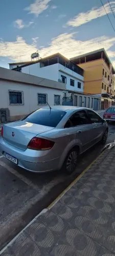 Fiat Linea Essence 1.8 Flex 16V 4P 2013
