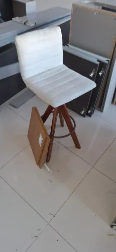 Banqueta Giratória