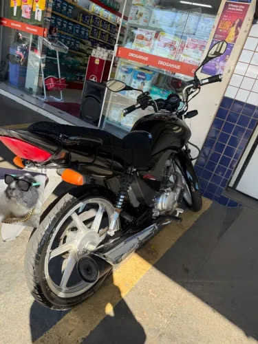 Moto Cg Fan 125 ES 2012