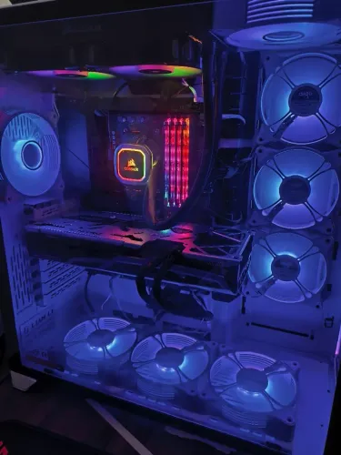 PC Gamer Ryzen 7 5800X + RX 6700 XT 12GB + 32GB RGB + SSD 1TB