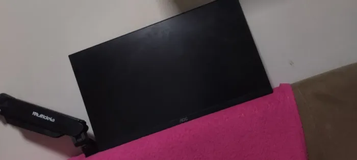 Vendo monitor com braço articulado
