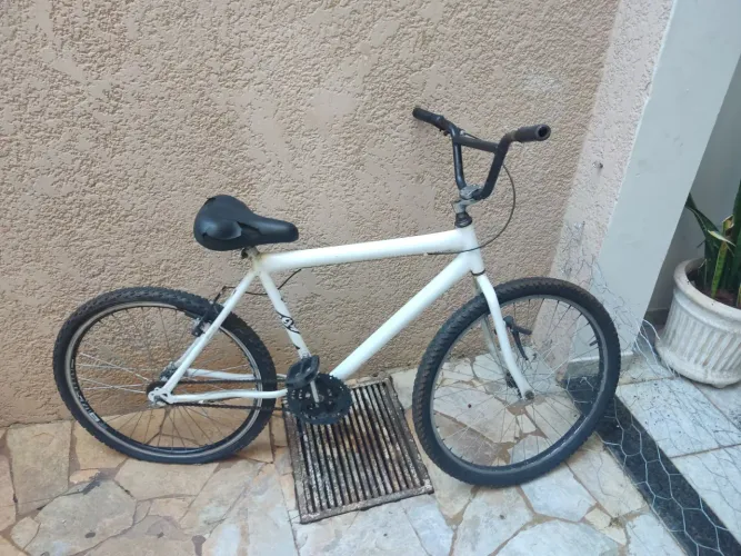 Bicicleta aro 26 