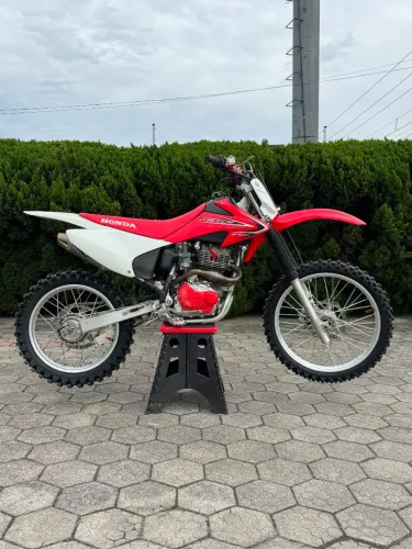 CRF 230F moto zerada 