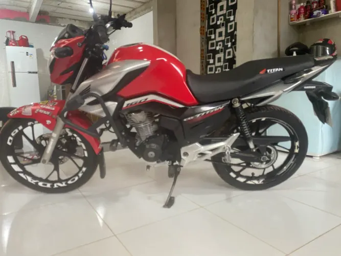 Titan 160 ano 2022