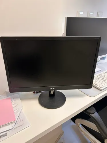 Monitor AOC