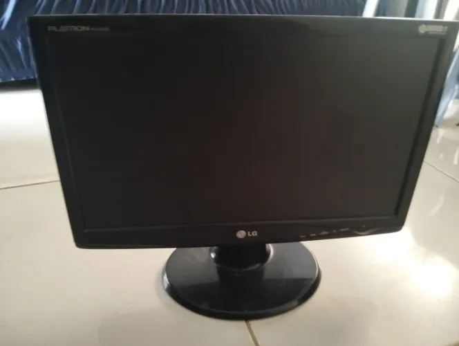 Monitor LG 18 polegadas