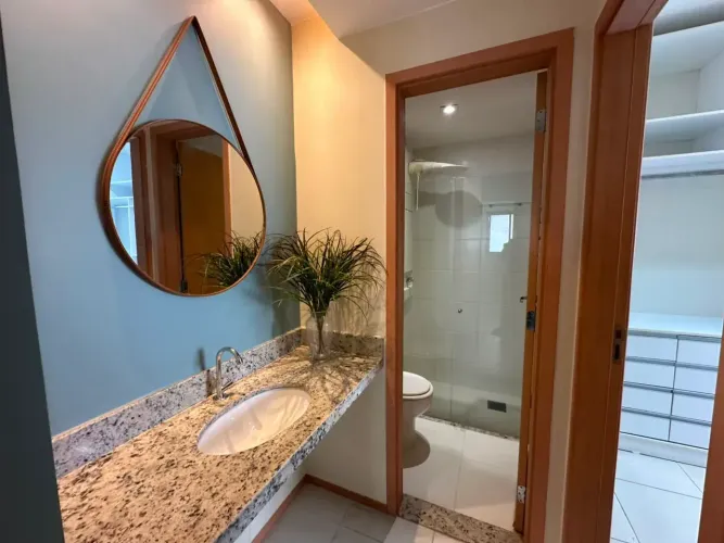 ALUGO OU VENDO APARTAMENTO MOBILIADO-ED. THE ONE-2 QUARTOS SENDO 1 SUÍTE