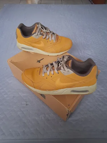 Tenis Nike Air Zoom -Type 41