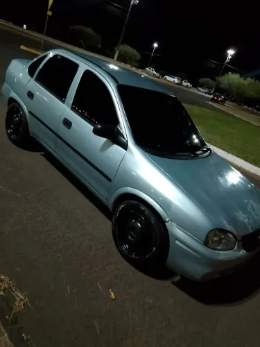 Chevrolet Corsa Sedan 1.0 MPFI 8V 71cv 4P 2003