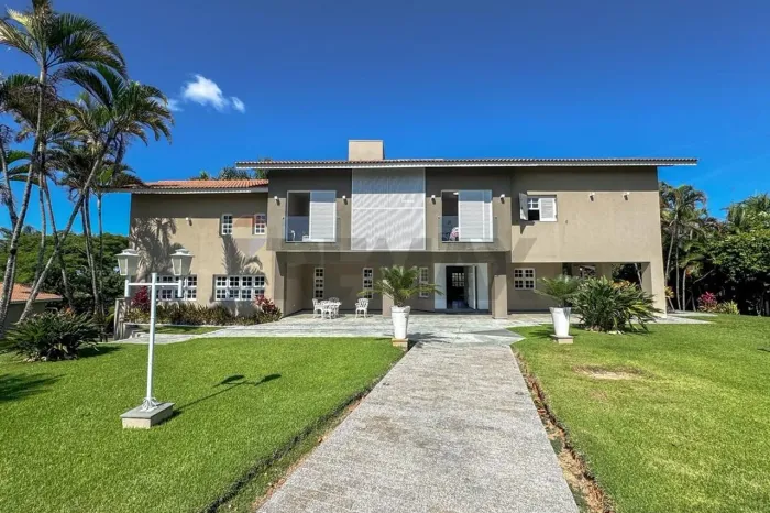 Casa à venda - Itatiba/SP -Condomínio Ville de Chamonix - 3.000m² terreno - R$ 4.100.000,0