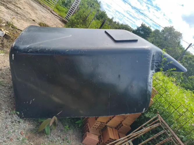 Capota marítima de fibra compatível Saveiro e estrada 