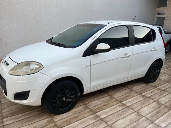 Fiat Palio Attractive 1.0 EVO Fire Flex 8V 5P 2015