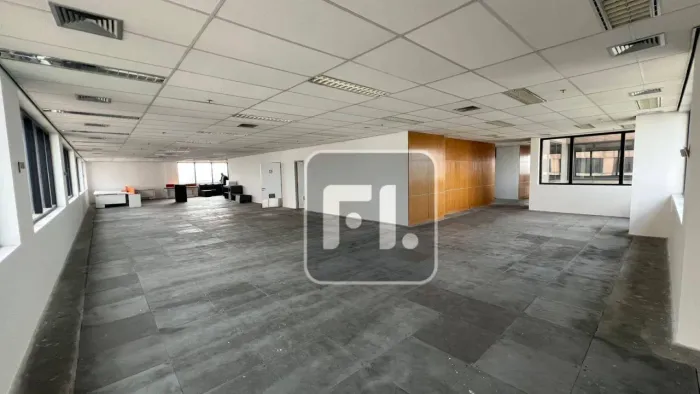 Conjunto comercial com 612 m² Disponível para locação - Água Branca - São Paulo/SP