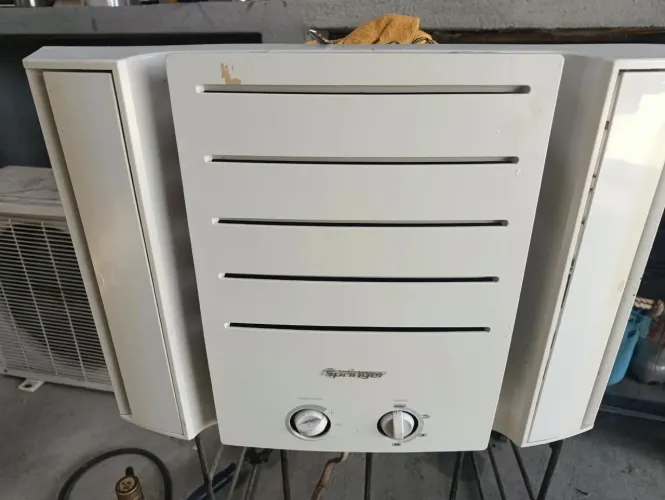Vendo ar condicionado Springer 110 volts/7500 BTUs
