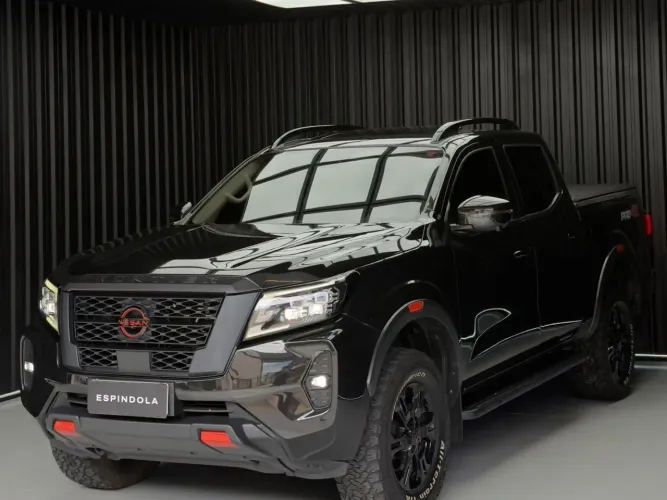 Nissan Frontier Pro4x CD 4X4 2.3 Bi-TB Die. AUT 2024