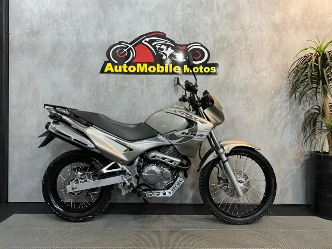 Honda NX-4 Falcon 400 ano 2000