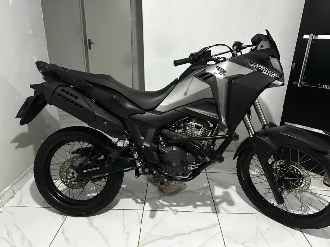 XRE 300 SAHARA