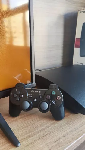 Excelente PS3 Slim desbloqueado