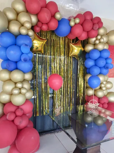Decoração com balões.