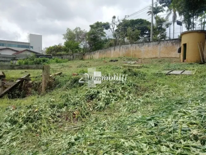 Terreno à venda em Carapicuíba, Granja Viana, Chácara São João