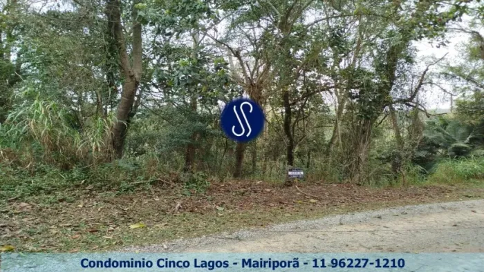 Terreno em Condomínio 1735m²
