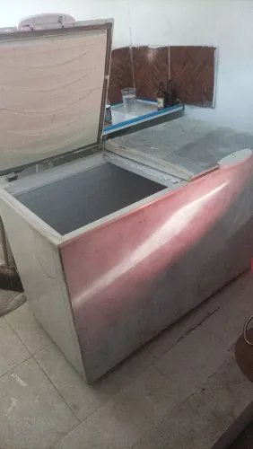 Vendo freezer duas portas R$650