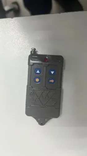 Controle remoto PARA porta automática de enrolar.